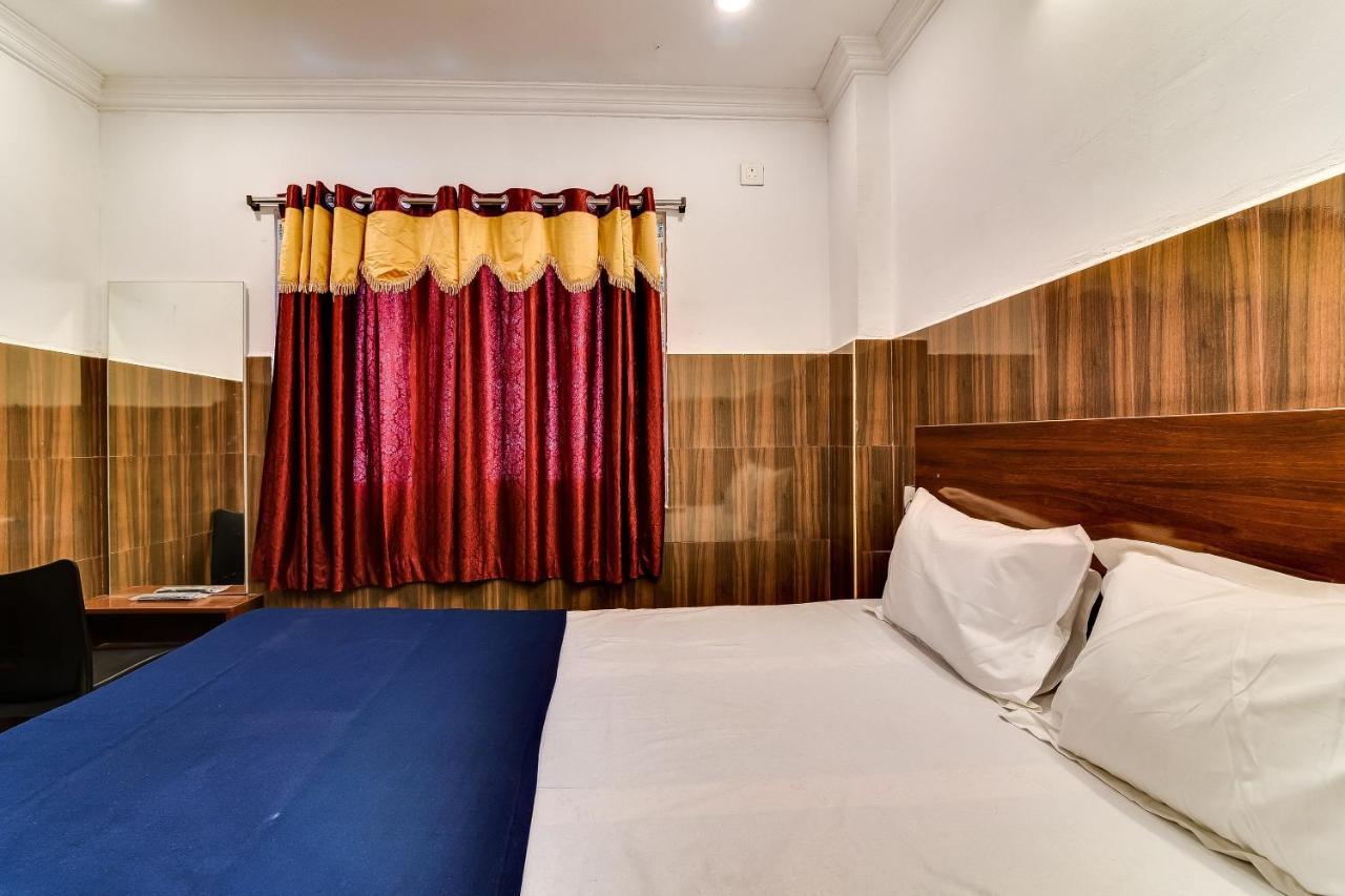 Hotel O Srinivasa Residency Lodge Tirupati Bagian luar foto