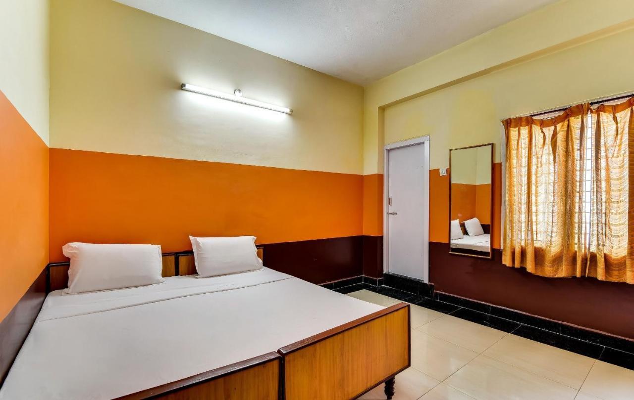 Hotel O Srinivasa Residency Lodge Tirupati Bagian luar foto