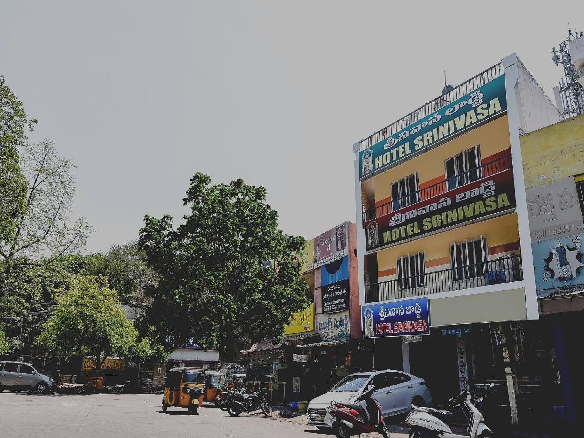 Hotel O Srinivasa Residency Lodge Tirupati Bagian luar foto