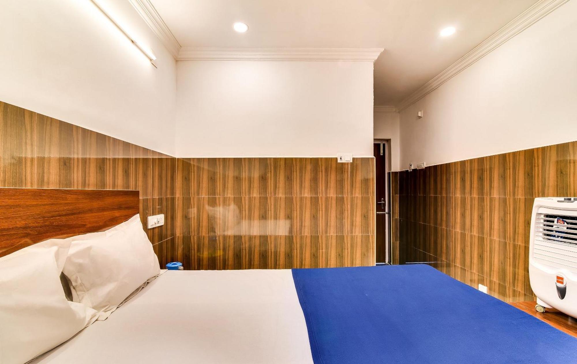 Hotel O Srinivasa Residency Lodge Tirupati Bagian luar foto